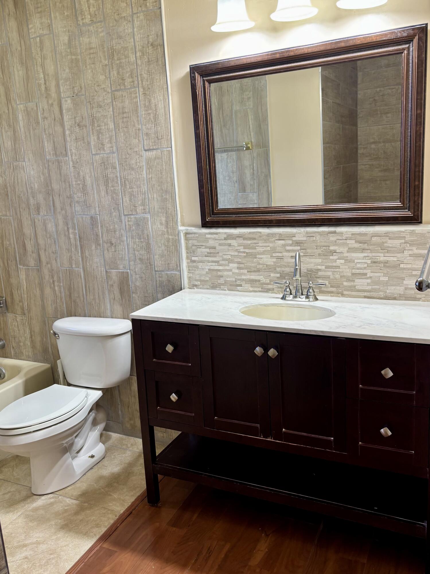 4916 Eaglewood Road, Unit A Boynton Beach, FL 33436 - Photo 17 of 35 Primary Bathroom