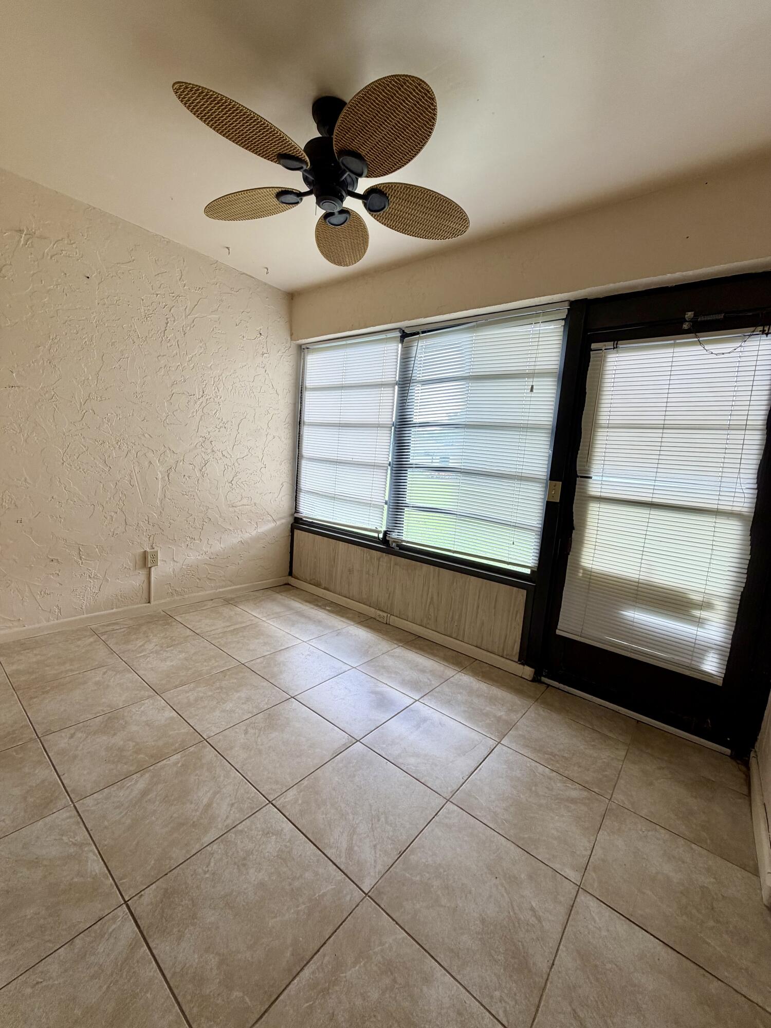 4916 Eaglewood Road, Unit A Boynton Beach, FL 33436 - Photo 22 of 35 Covered Patio