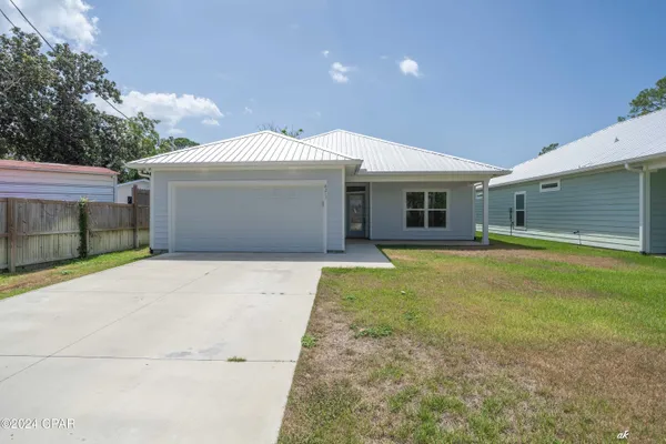 $2,600 | 4217 Catherine Street, Panama City, FL 32408