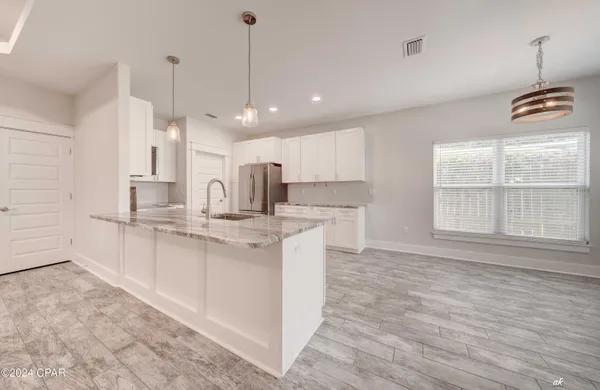 $2,600 | 4217 Catherine Street, Panama City, FL 32408