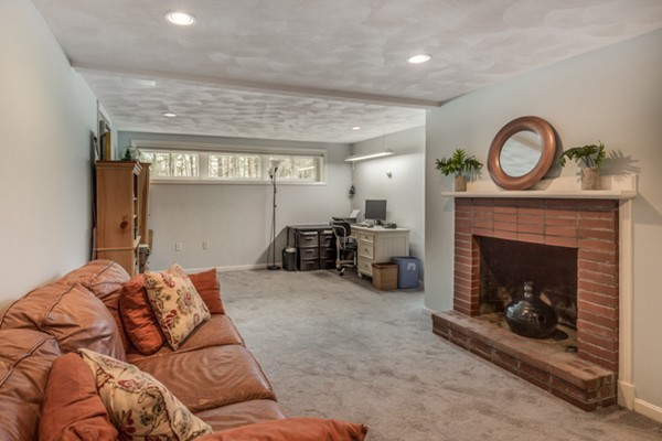 20 Pomeroy Road North Reading, MA 01864 - Photo 18 of 22 Gallery Image 18