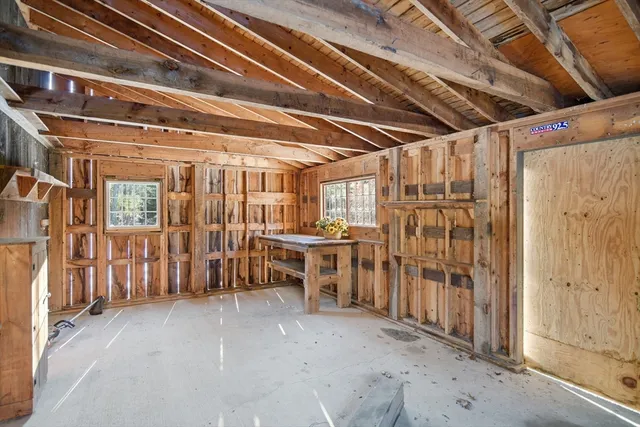 a view of an outdoor space