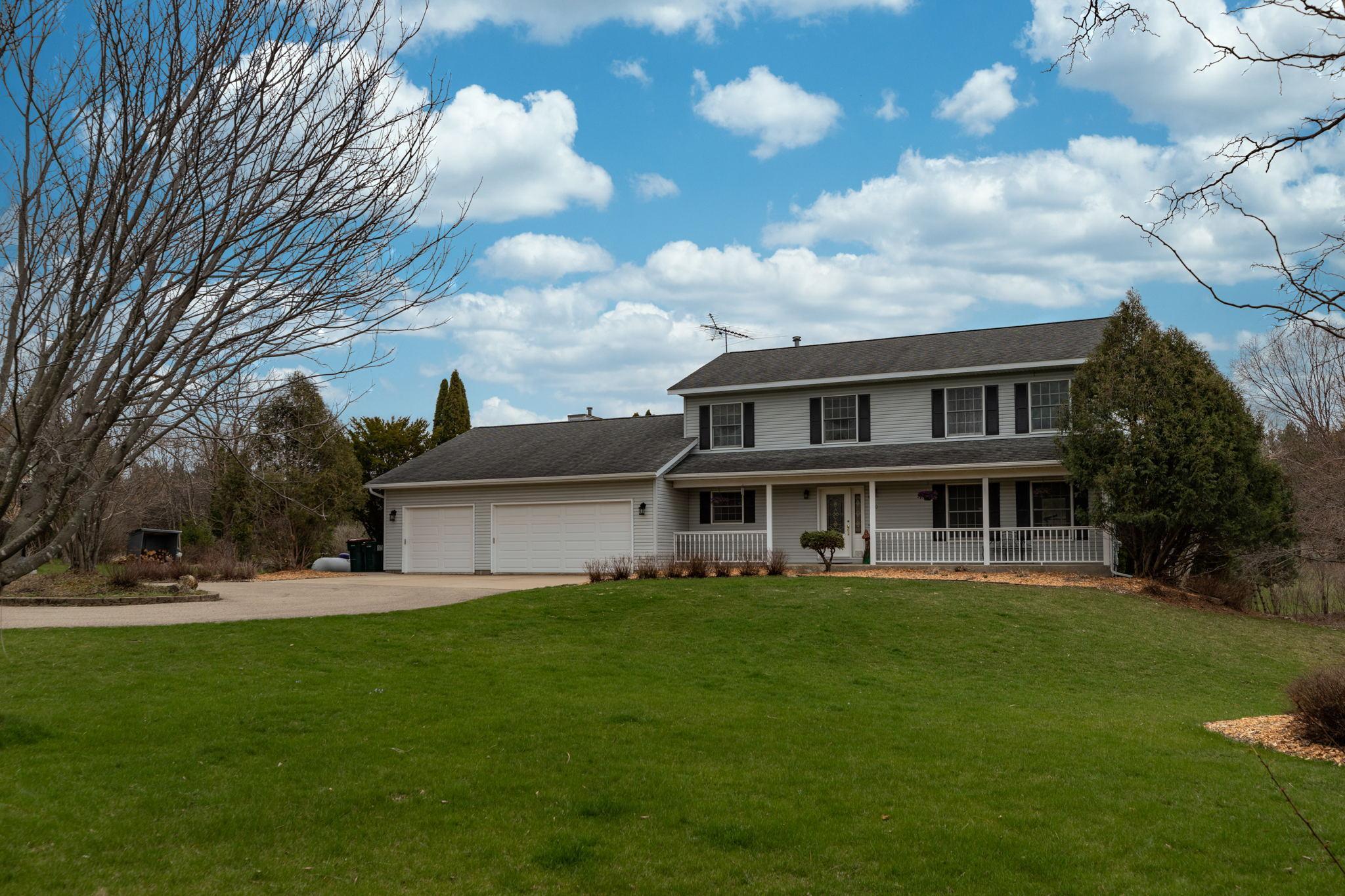 6010 11th Avenue Southwest Rochester, MN 55902 - Photo 1 of 1