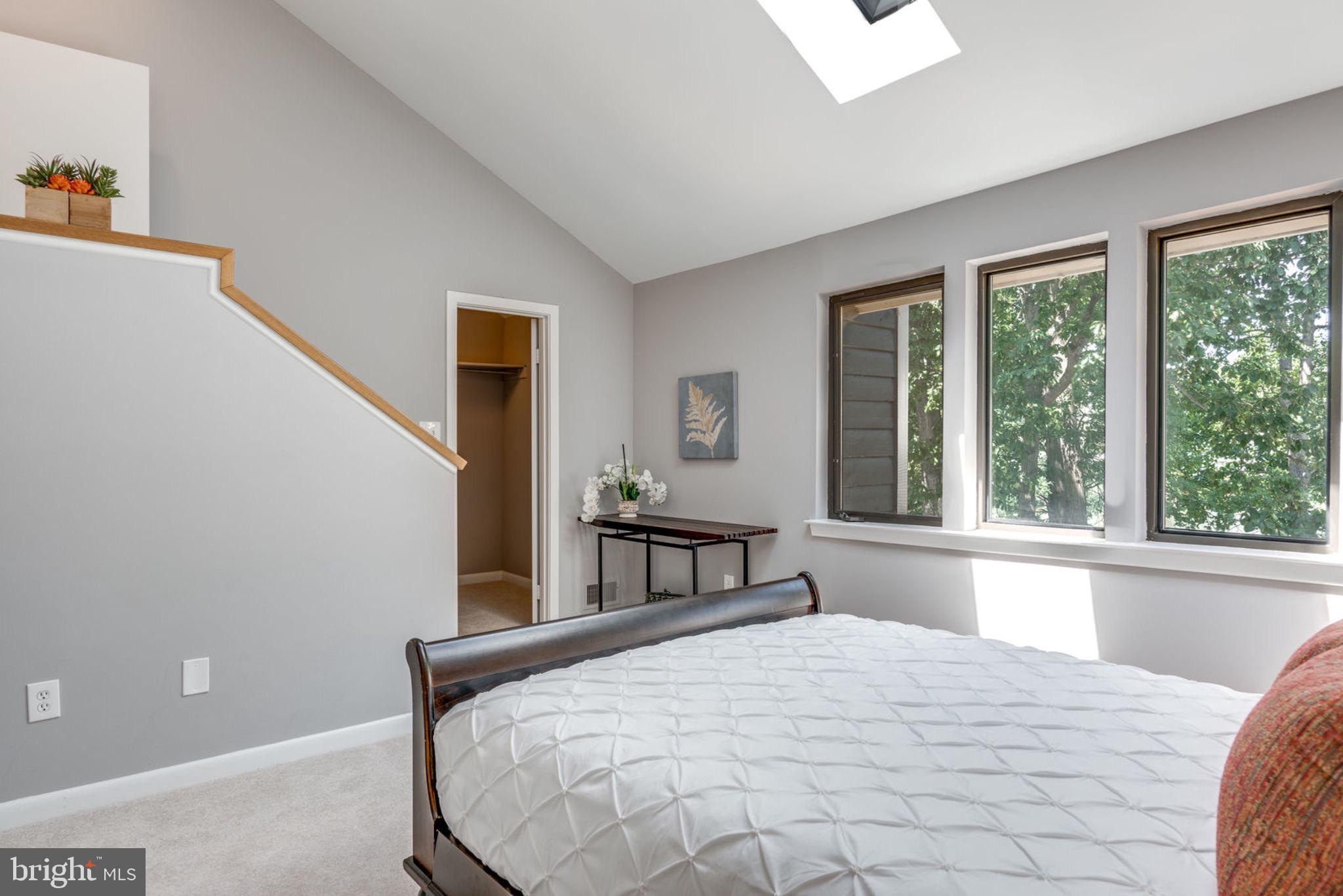 11048 Thrush Ridge Road Reston, VA 20191 - Photo 28 of 54 Master Bedroom