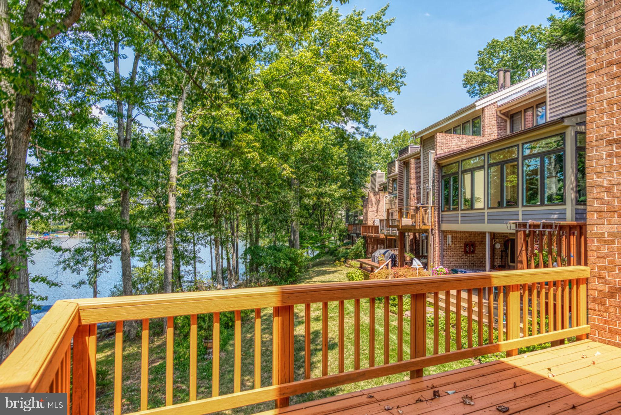 11048 Thrush Ridge Road Reston, VA 20191 - Photo 48 of 54 Rear Deck