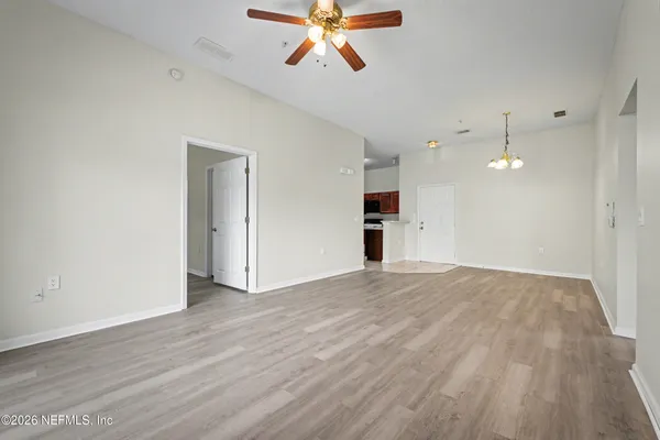 $134,900 | 5050 Playpen Drive, Unit 8, Jacksonville, FL 32210
