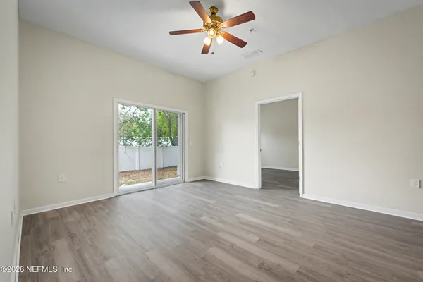 $134,900 | 5050 Playpen Drive, Unit 8, Jacksonville, FL 32210