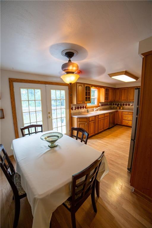 3029 Universal Road Pittsburgh, PA 15235 - Photo 7 of 17 Eat-in Kitche