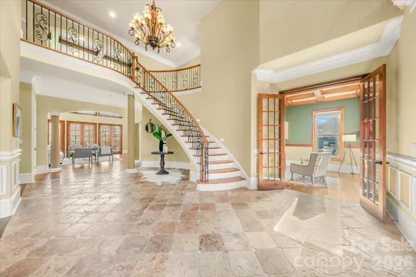 a view of an entryway