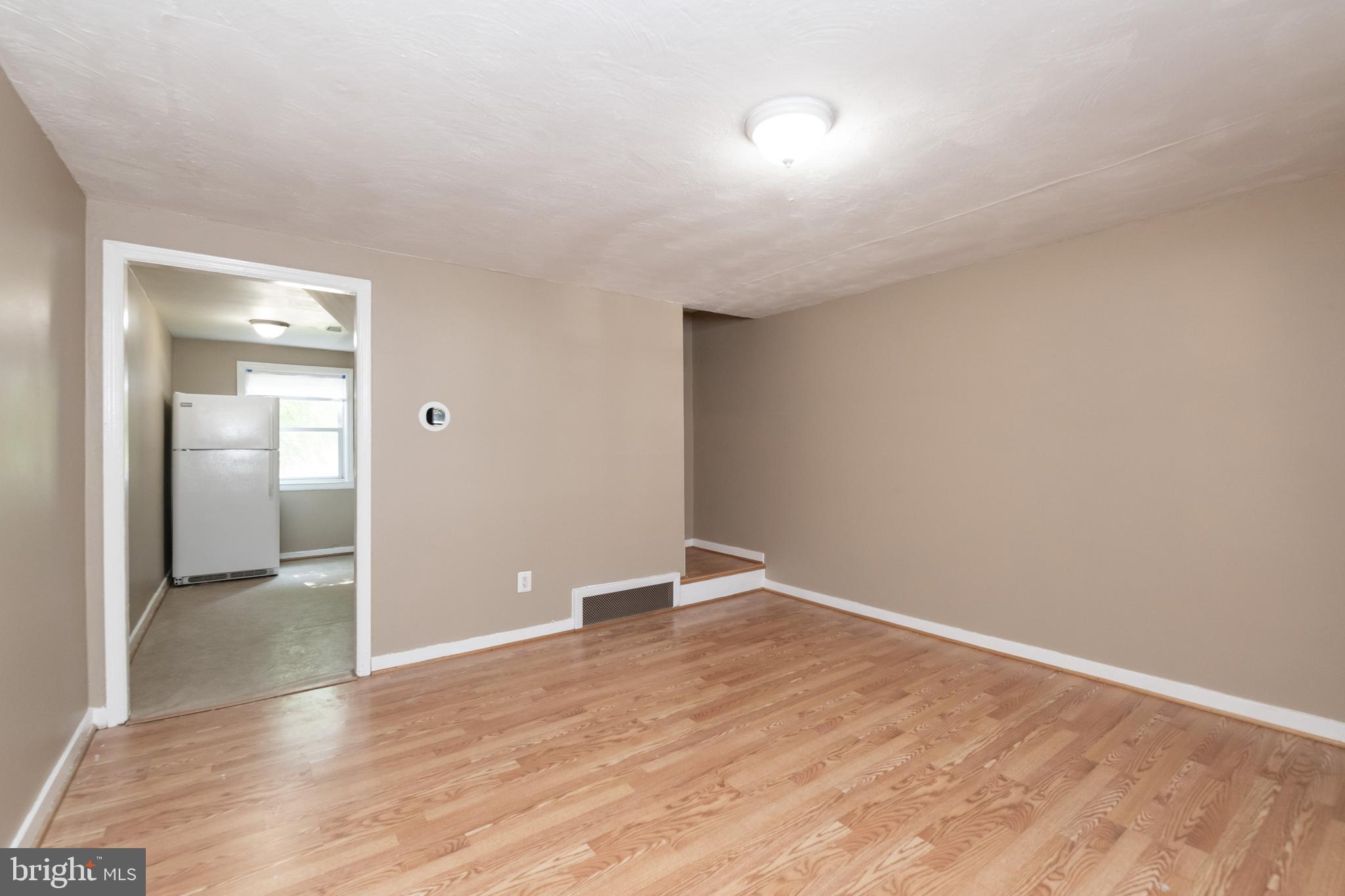 127 Carver Road Baltimore, MD 21222 - Photo 4 of 25 Gallery Image 4