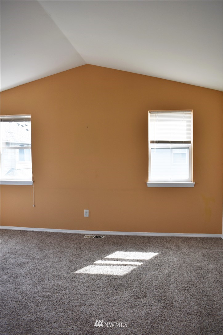 730 112th Street Southwest, Unit C5 Everett, WA 98204 - Photo 11 of 23
