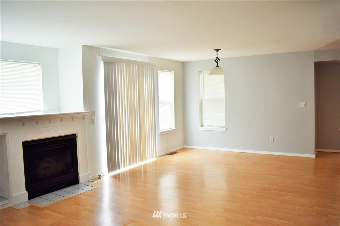 730 112th Street Southwest, Unit C5 Everett, WA 98204 - Photo 6 of 23