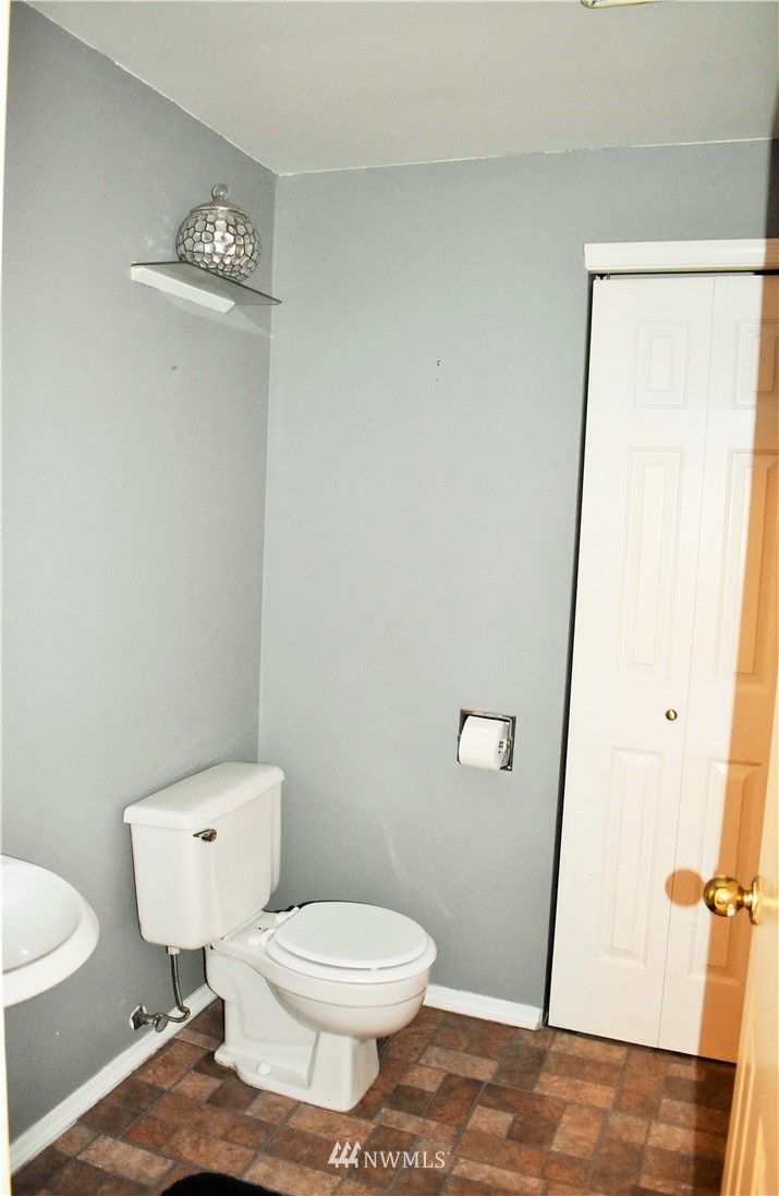 730 112th Street Southwest, Unit C5 Everett, WA 98204 - Photo 10 of 23