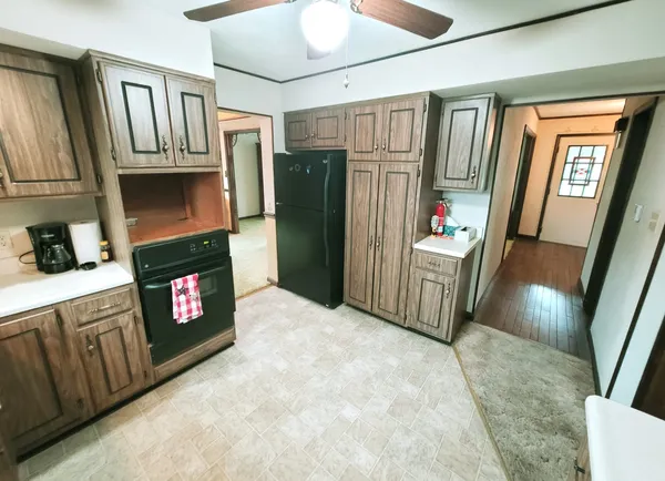 $225,000 | 14 Lakedale Drive, Salem, IL 62881