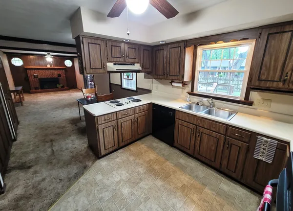 $225,000 | 14 Lakedale Drive, Salem, IL 62881