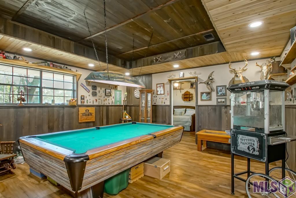 22343 Highway 22 Maurepas, LA 70449 - Photo 20 of 41 Inviting Game Room
