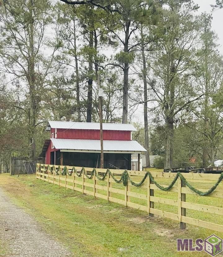 22343 Highway 22 Maurepas, LA 70449 - Photo 26 of 41 Functional Barn
