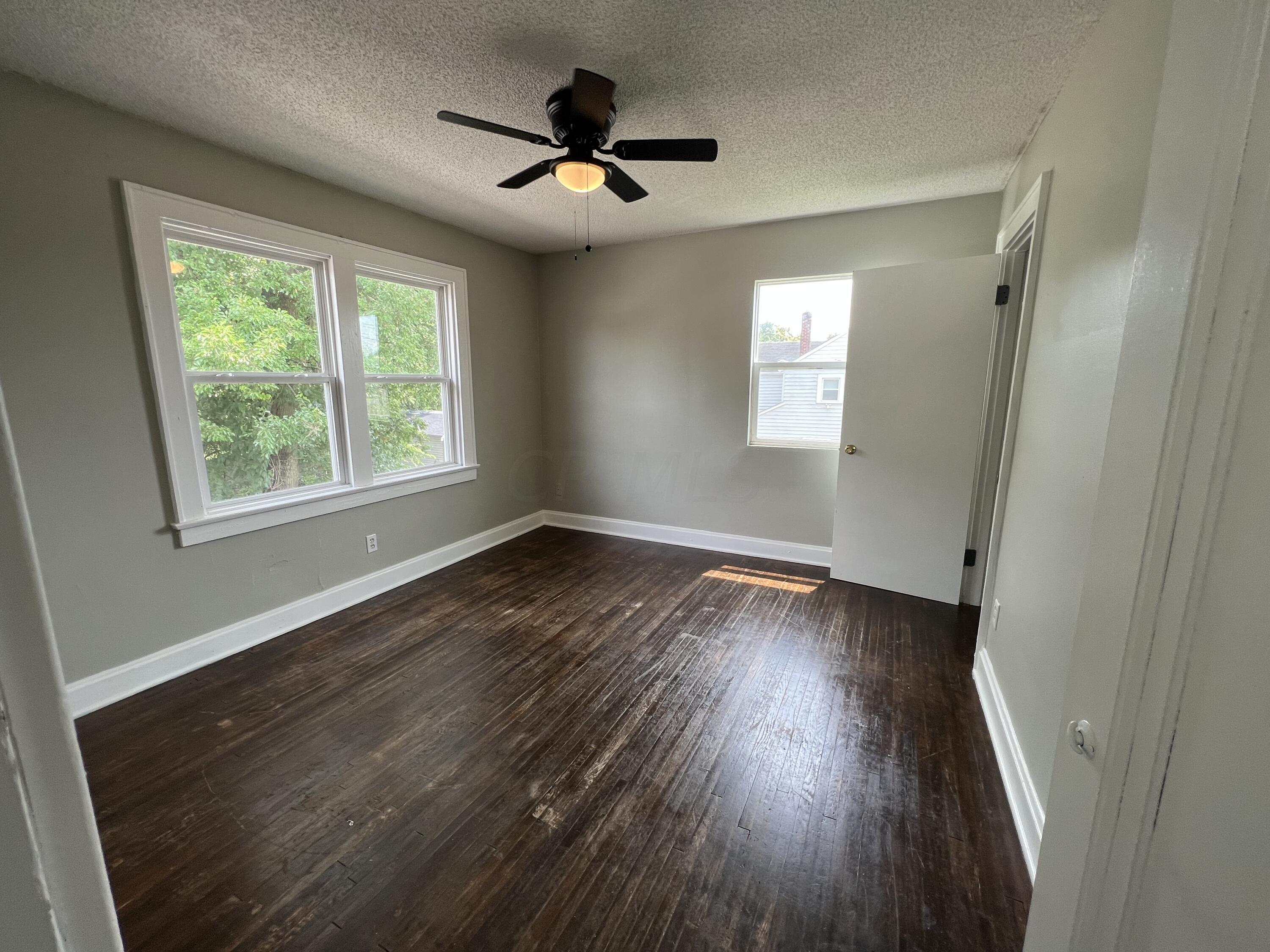 2570 Lockbourne Road Columbus, OH 43207 - Photo 13 of 25 Bedroom 2