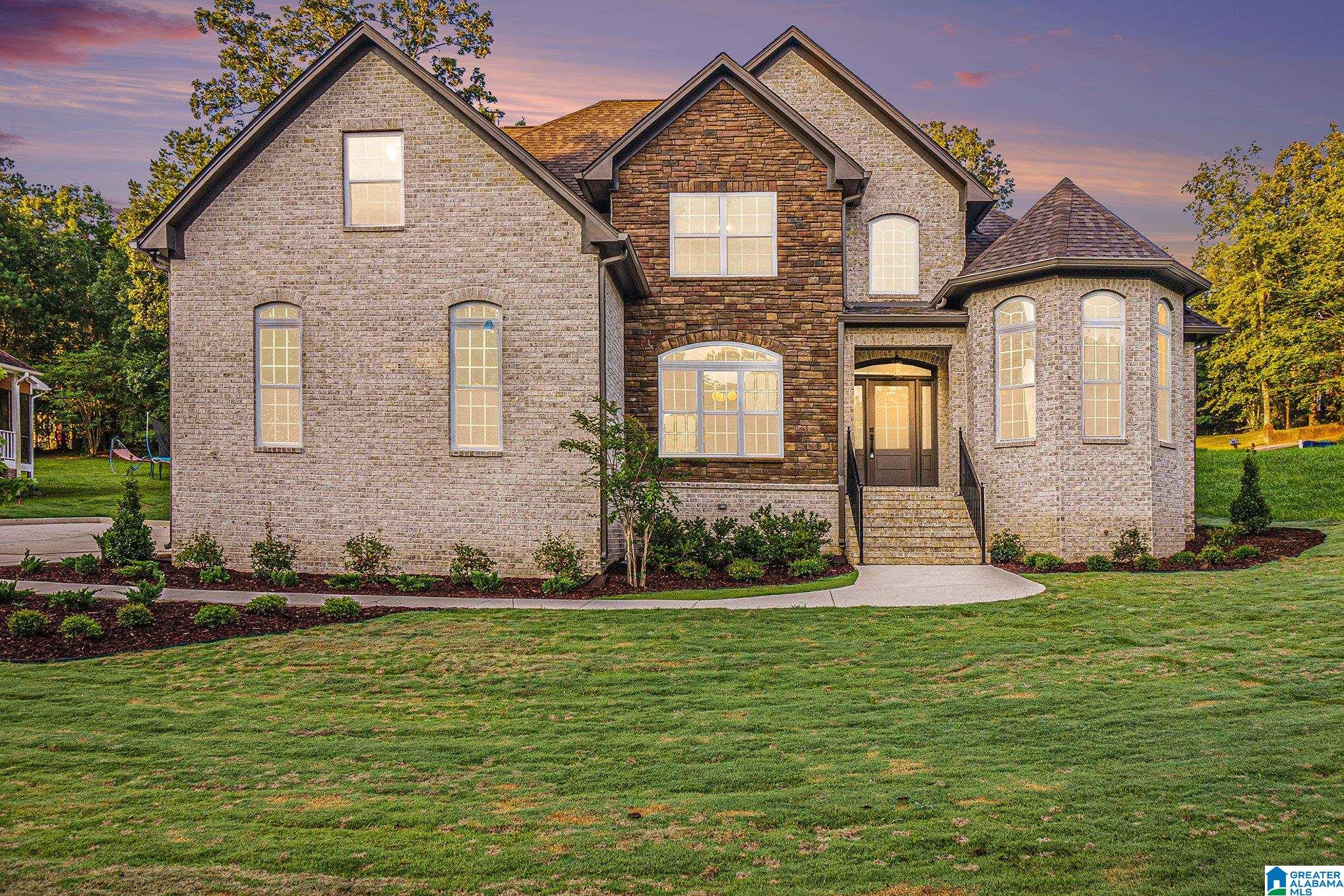 304 Forest Parkway Alabaster, AL 35007 - Photo 1 of 21