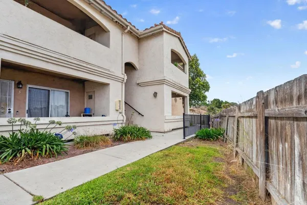 $619,900 | 6454 Quarry Road, Unit 8, Spring Valley, CA 91977