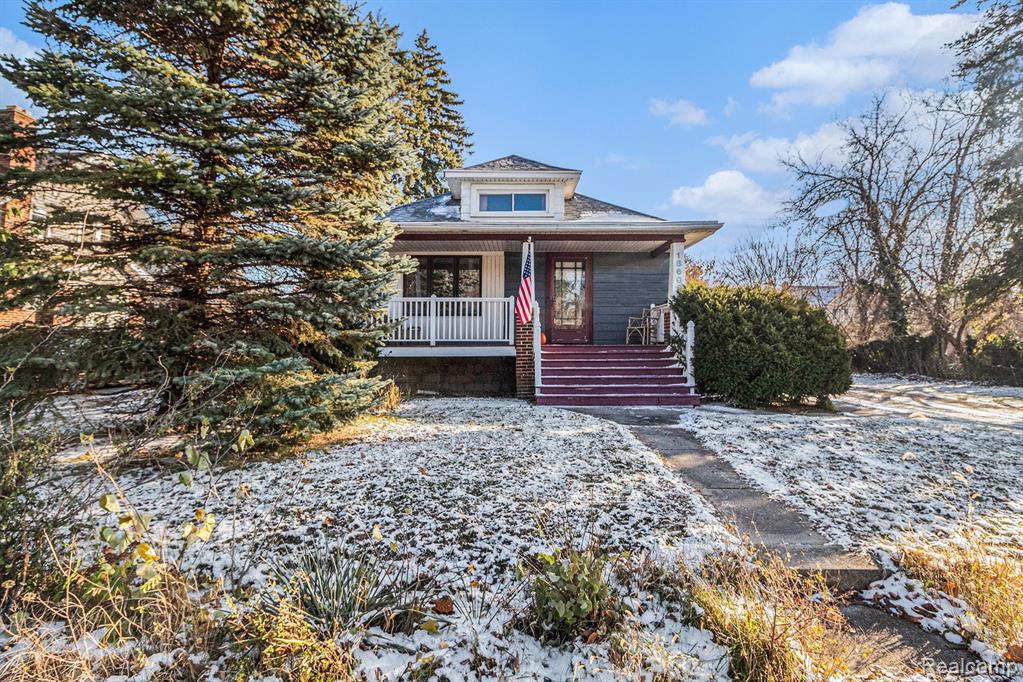 18608 Farmington Road Livonia, MI 48152 - Photo 1 of 27