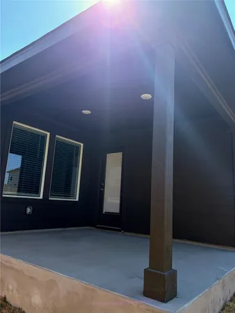 $2,750 | 440 El Capitan Loop, Dripping Springs, TX 78620