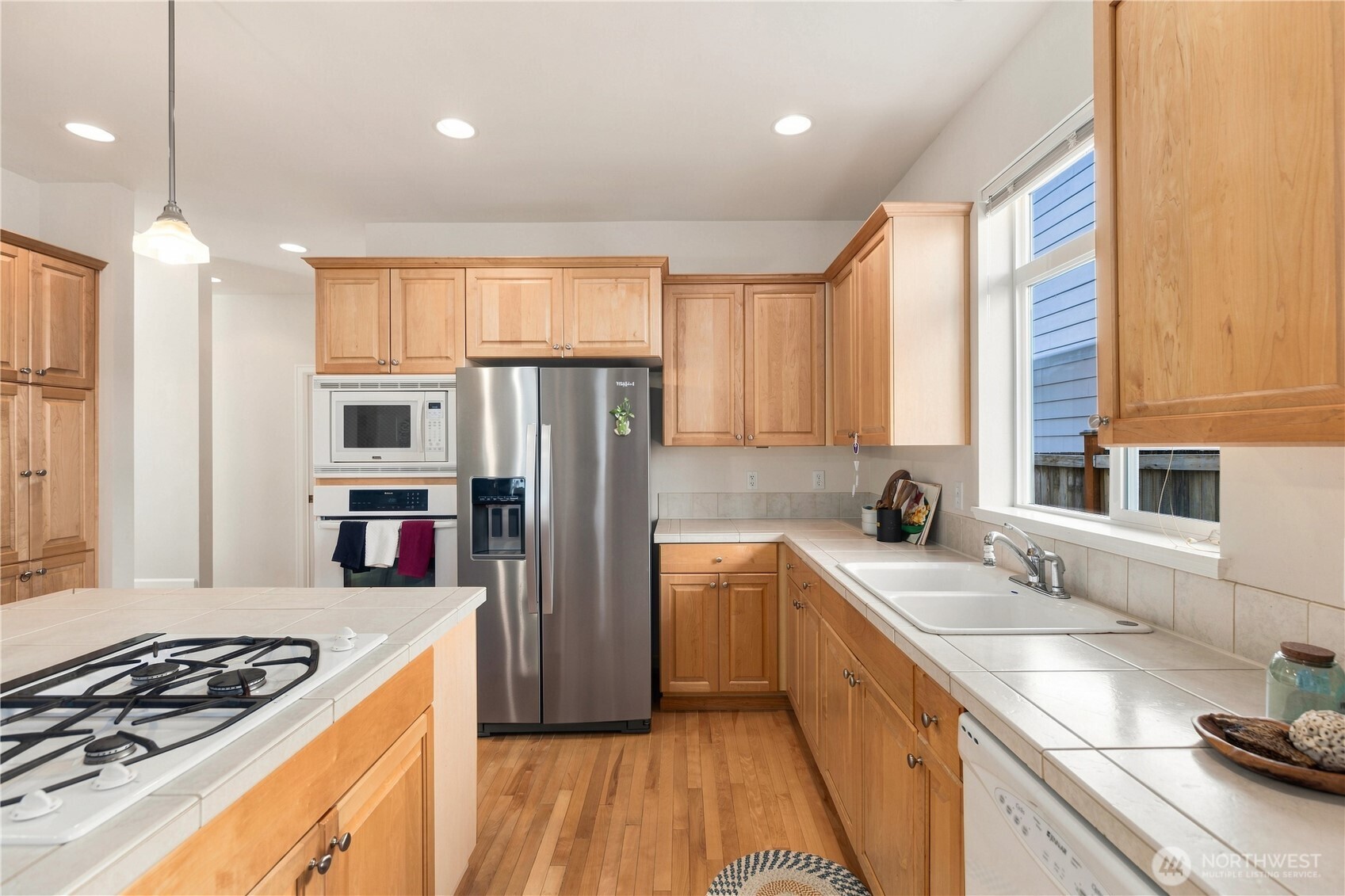 14627 36 Avenue Southeast Bothell, WA 98012 - Photo 11 of 37 Gallery Image 11