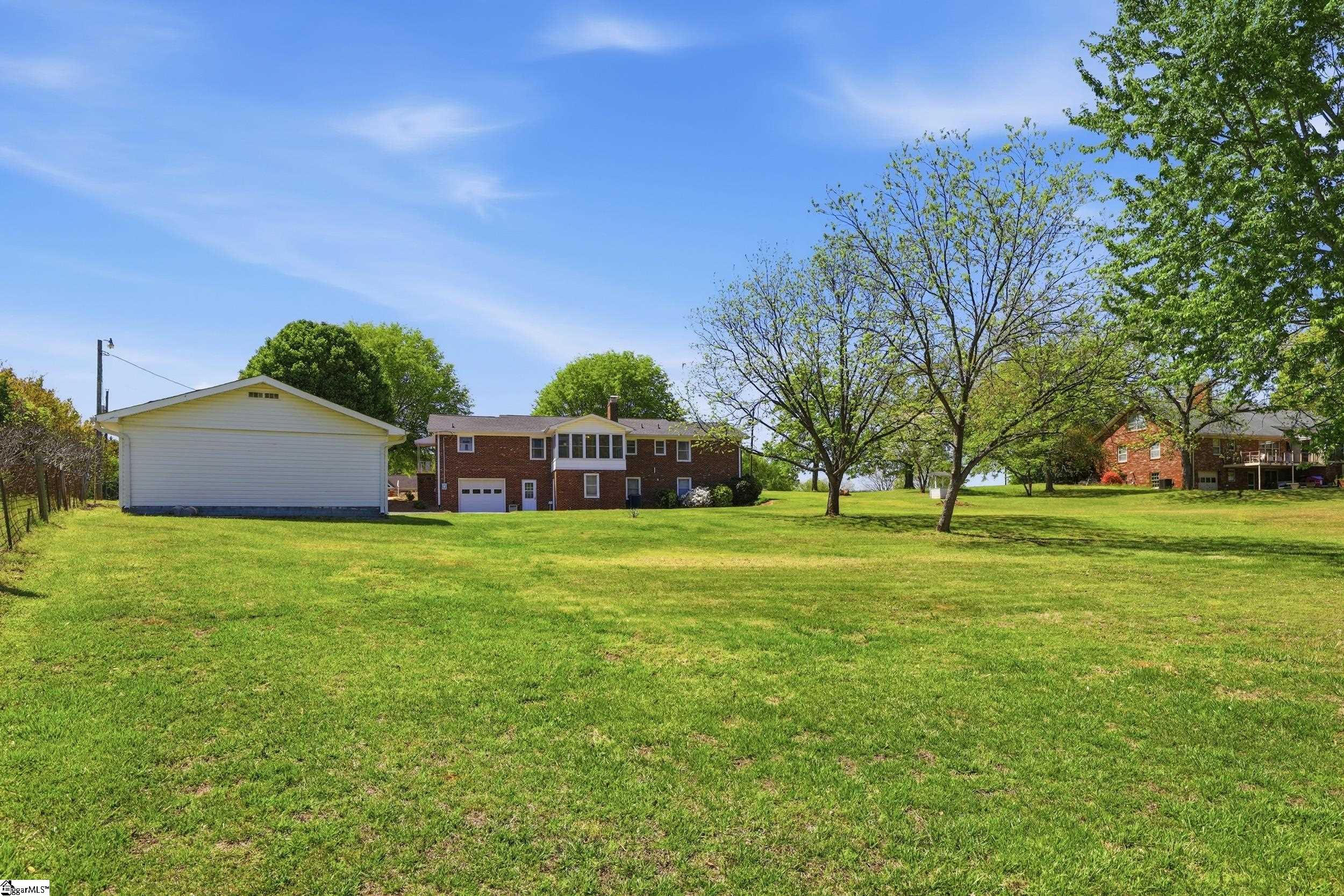 814 Mountain View Court Greer, SC 29651 - Photo 36 of 43