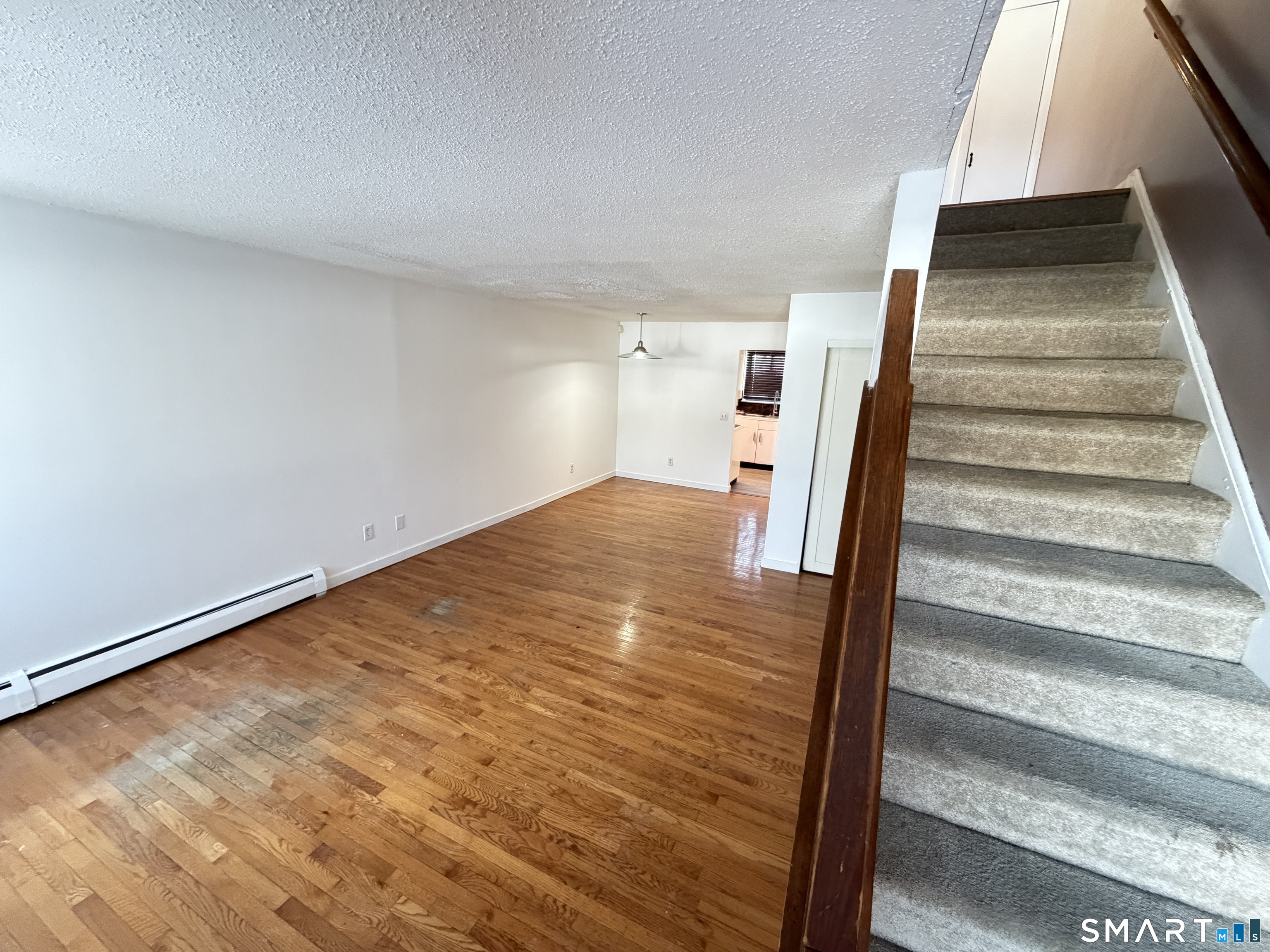 148 High Path Road, Unit 148 Windsor, CT 06095 - Photo 3 of 14 a view of entryway