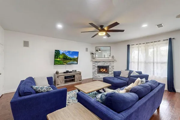 $3,295 | 4260 Doe Creek Trail, Fort Worth, TX 76244