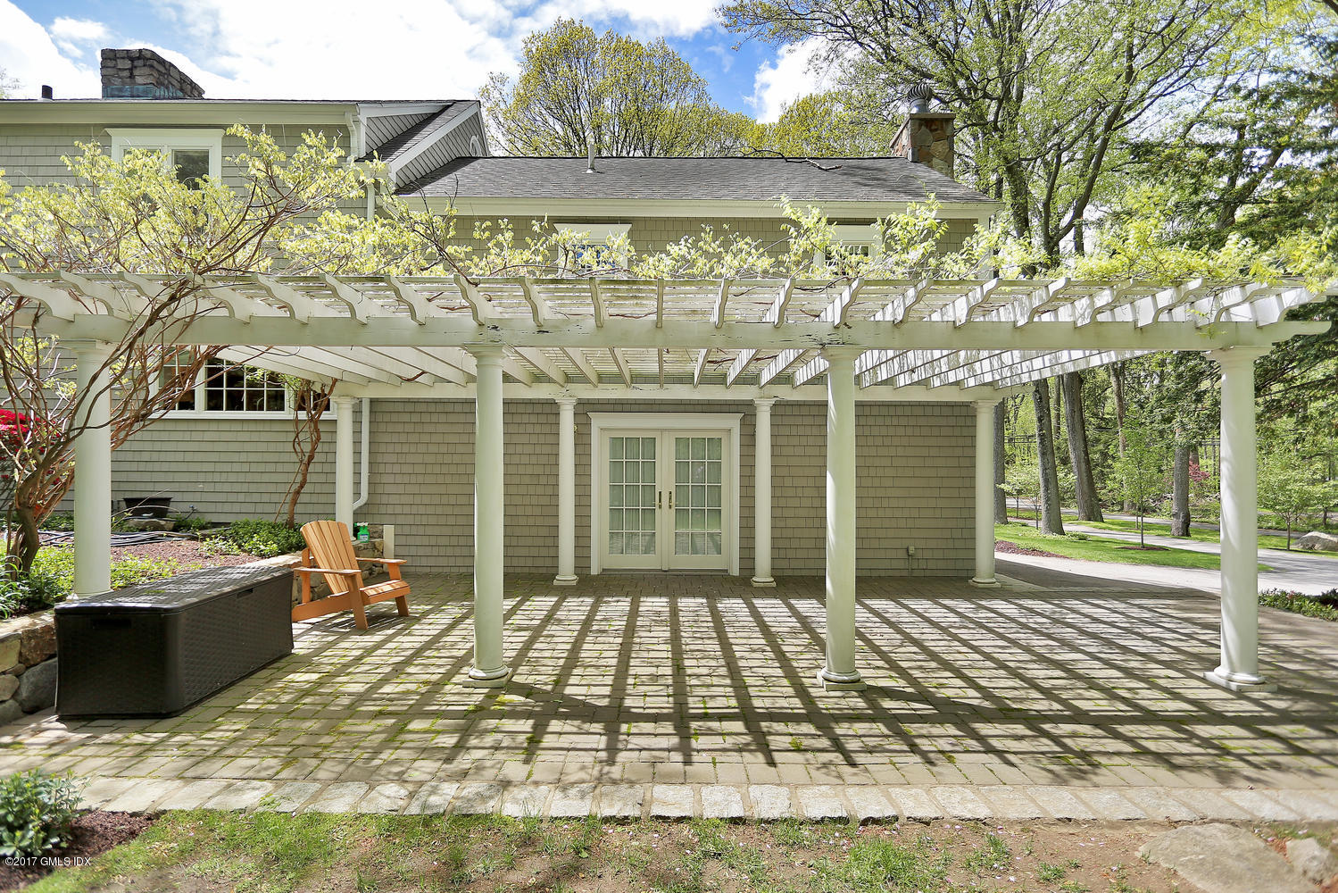 87 Hunting Ridge Road Stamford, CT 06903 - Photo 26 of 31 front view of a house