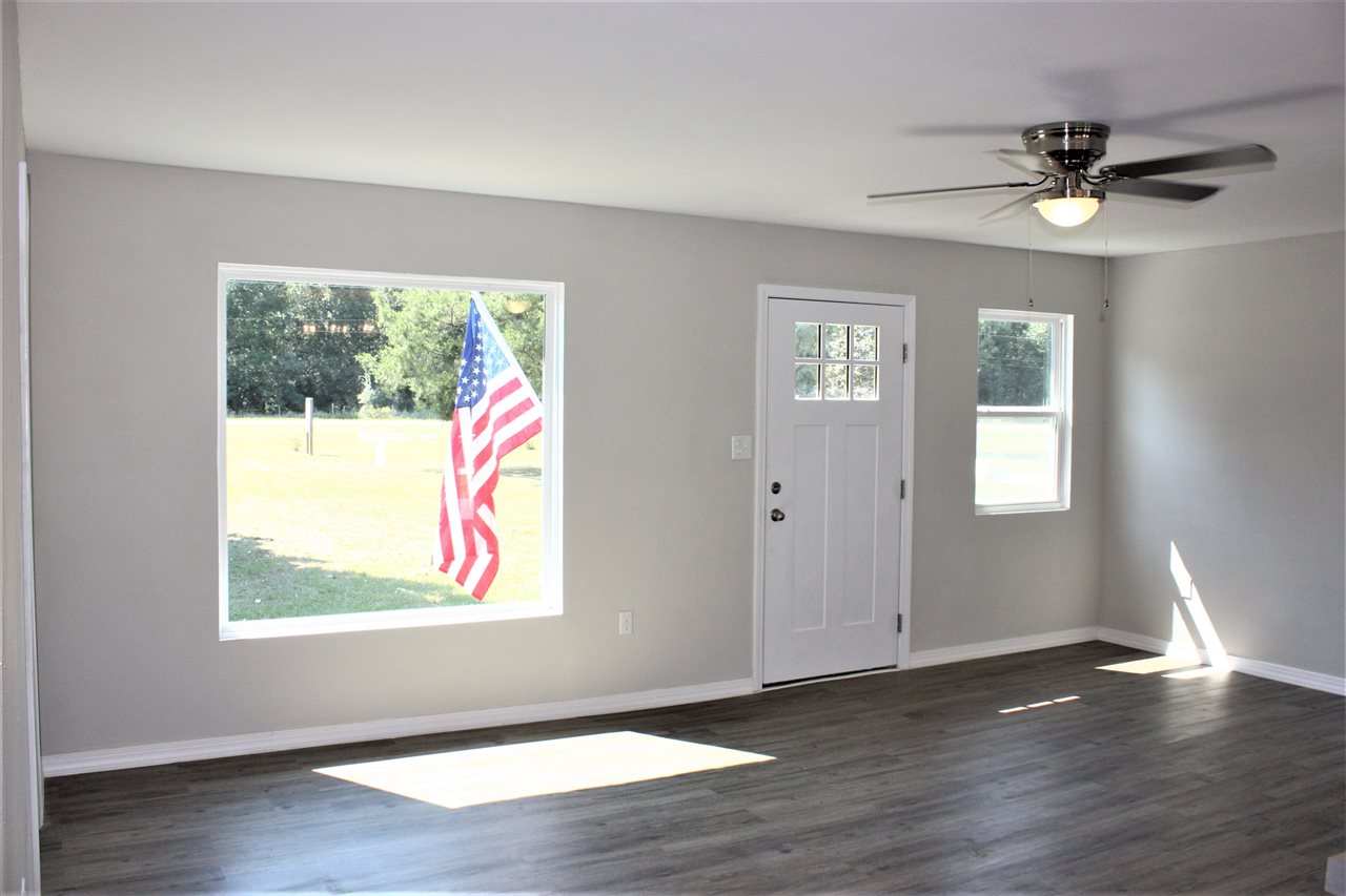 14397 Highway 104 Silverhill, AL 36576 - Photo 11 of 27