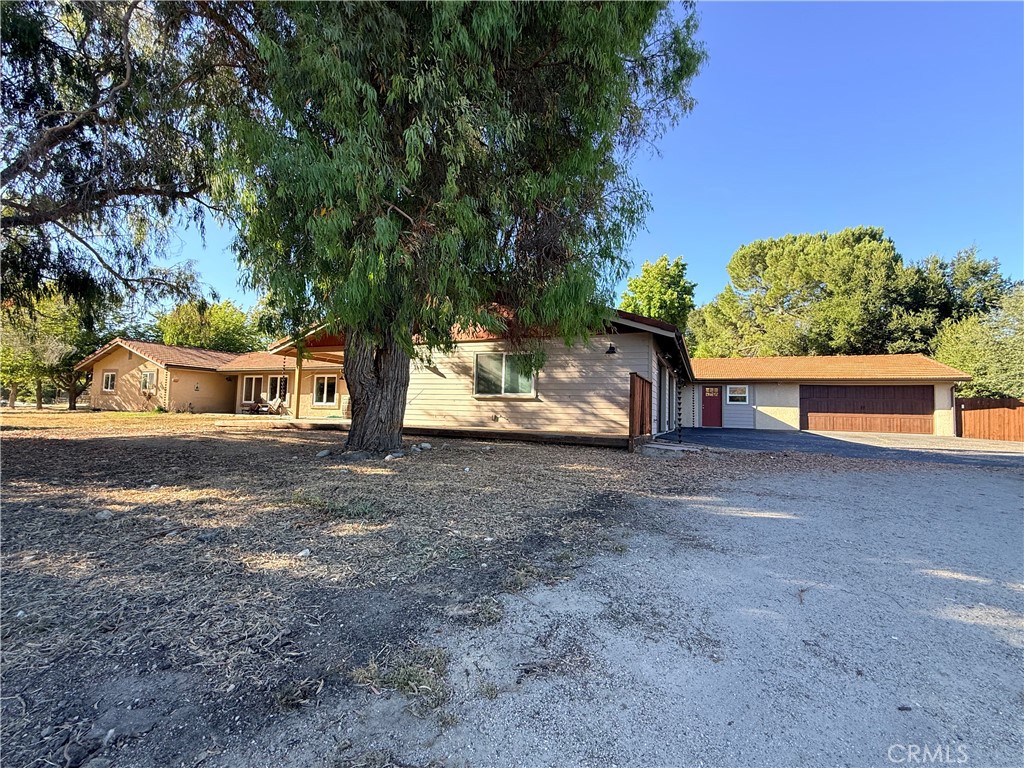 870 Petersen Ranch Road Templeton, CA 93465 - Photo 3 of 51