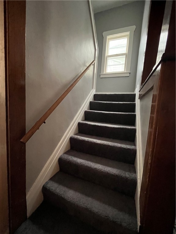 19 Hillendale Street Rochester, NY 14619 - Photo 3 of 10 pic for 21