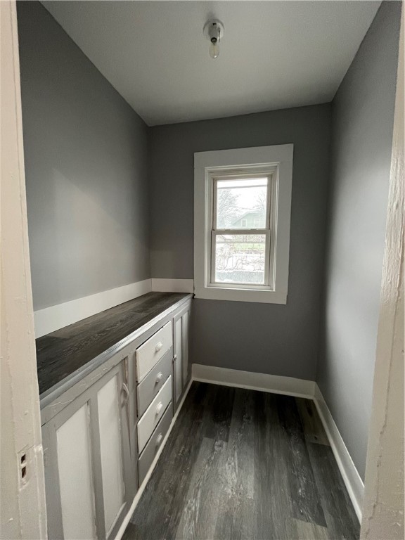 19 Hillendale Street Rochester, NY 14619 - Photo 4 of 10 pic for 21