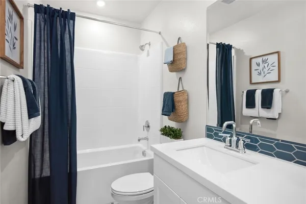 $692,990 | 537 Gregory Way, Glendora, CA 91740