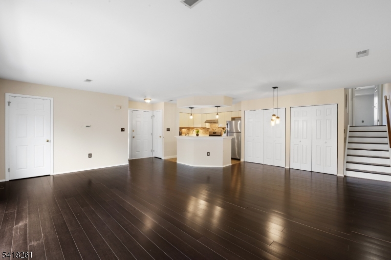 66 Sam Bonnell Drive Clinton, NJ 08809 - Photo 5 of 19