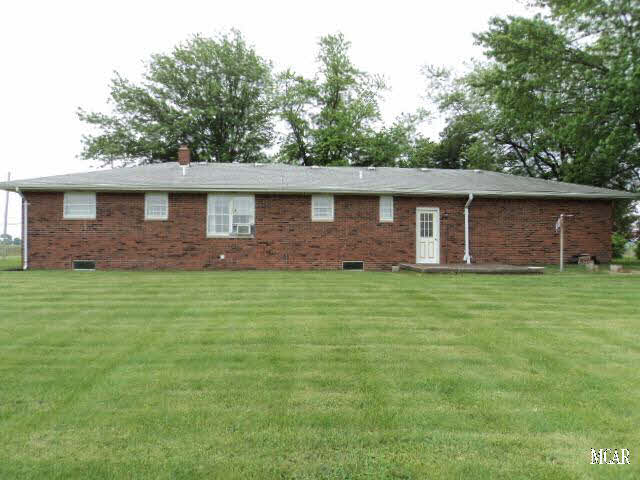 7262 Blue Bush Road Monroe, MI 48162 - Photo 5 of 20 Back