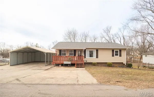 $239,900 | 10867 Cabin Lane, Dexter, MO 63841