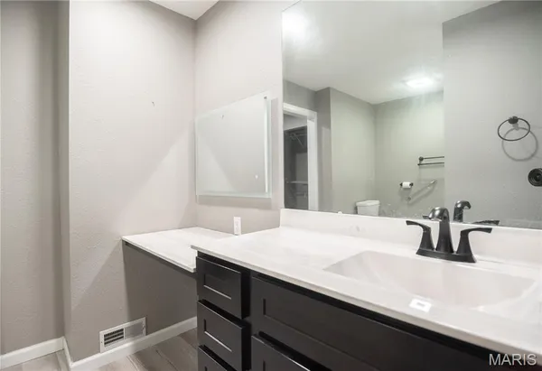 $239,900 | 10867 Cabin Lane, Dexter, MO 63841