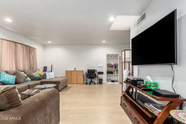 $220,000 | 6530 North 12th Street, Unit 10, Phoenix, AZ 85014