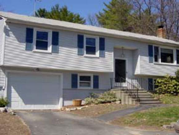 87 Auburn Road Londonderry, NH 03053 - Photo 1 of 1