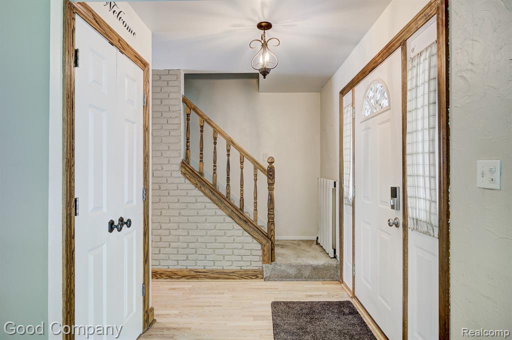 661 Merrimac Road Canton, MI 48188 - Photo 6 of 46