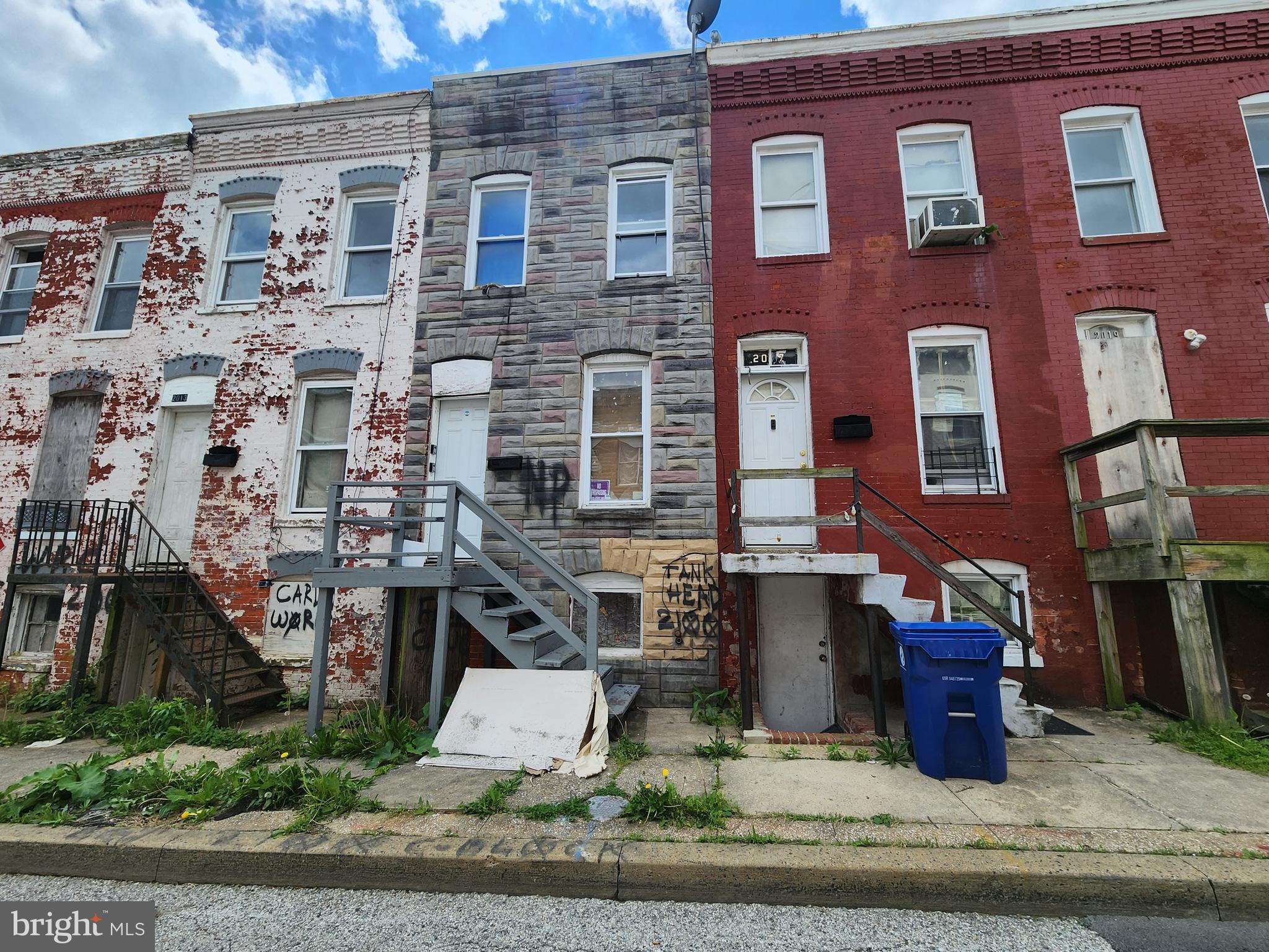2015 Ridgehill Avenue Baltimore, MD 21217 - Photo 2 of 10 Gallery Image 2