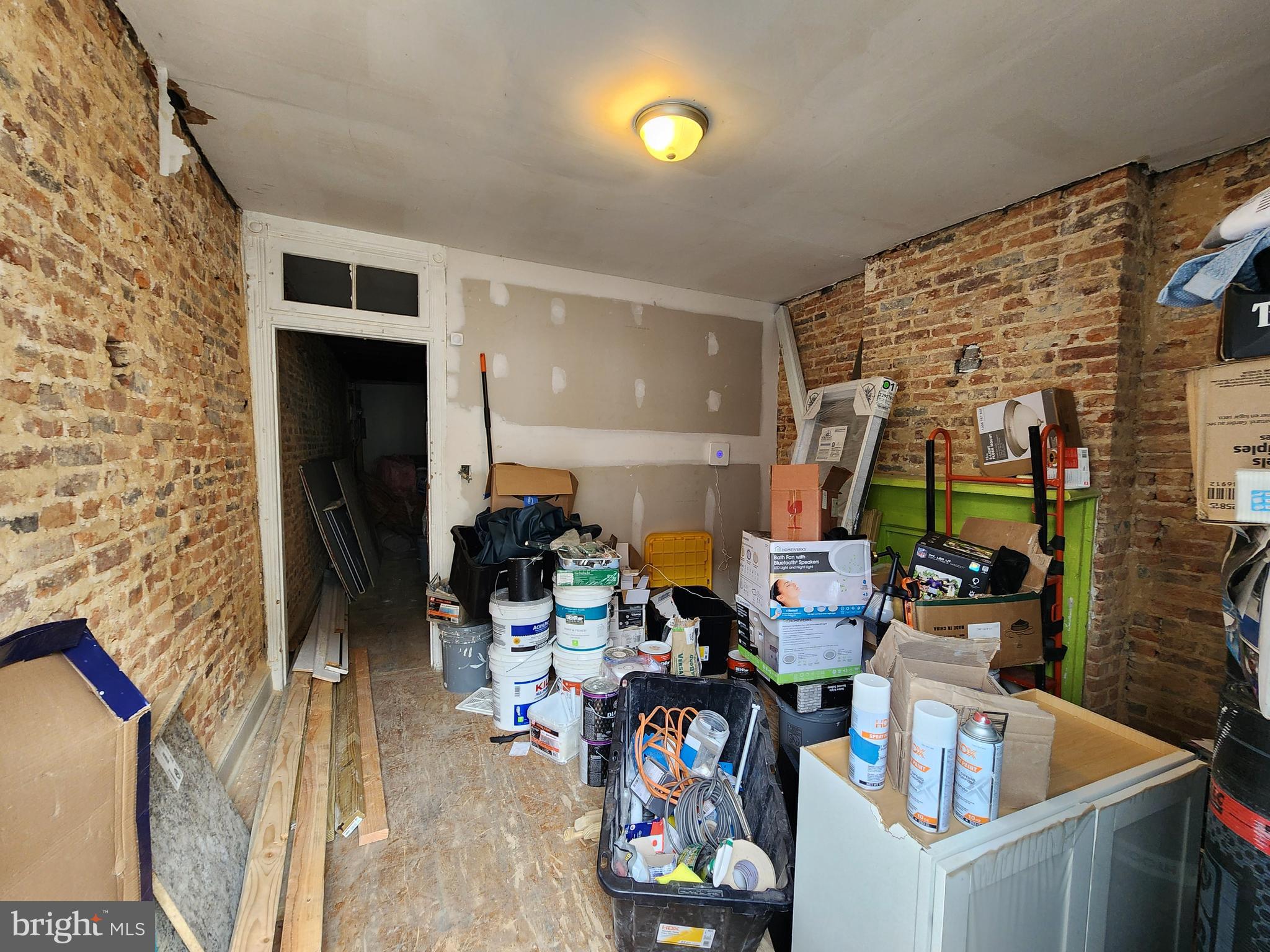 2015 Ridgehill Avenue Baltimore, MD 21217 - Photo 4 of 10 Gallery Image 4