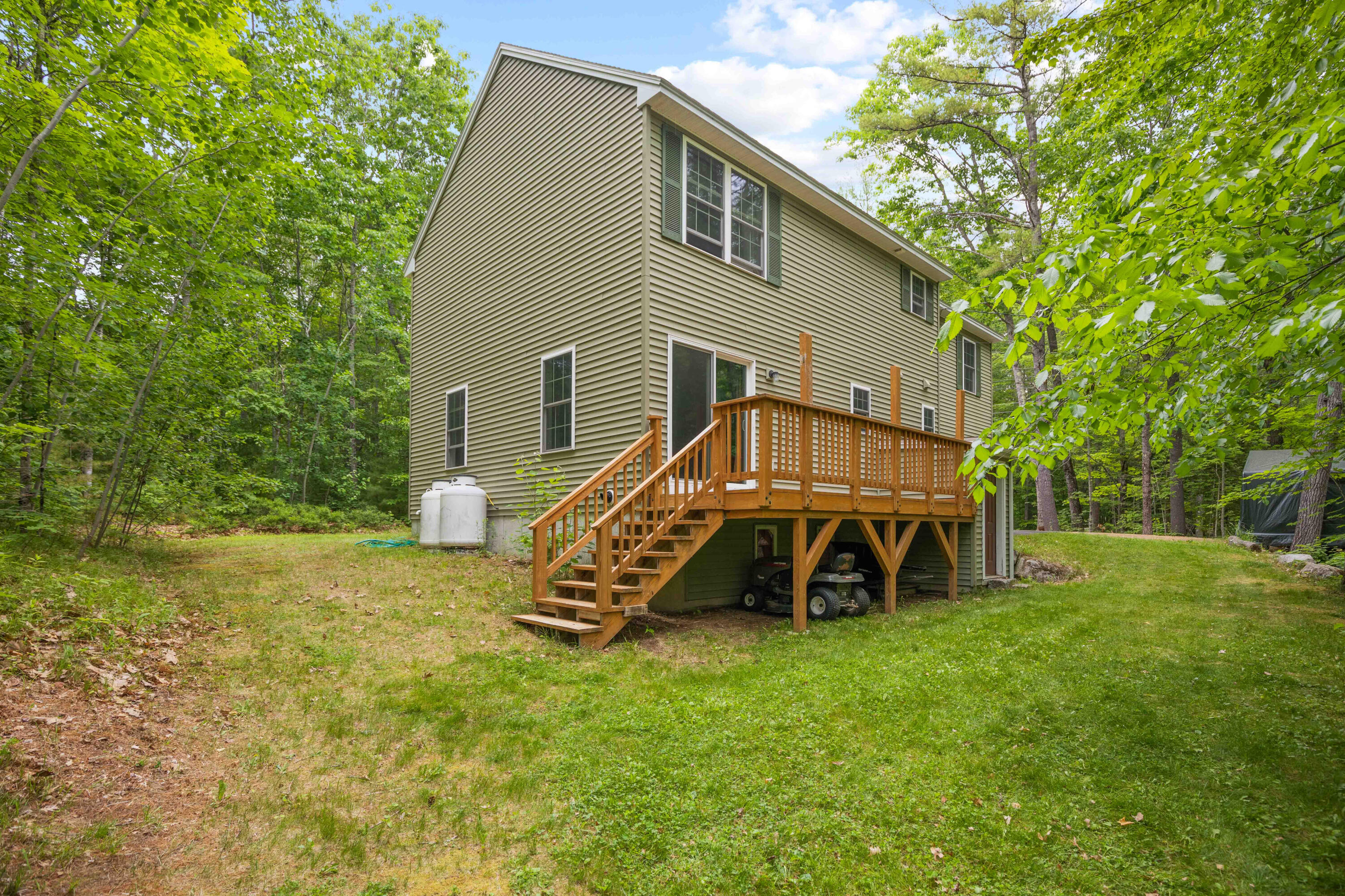 280 Meadow Road Raymond, ME 04071 - Photo 4 of 36 280 Meadow Road Raymond-005