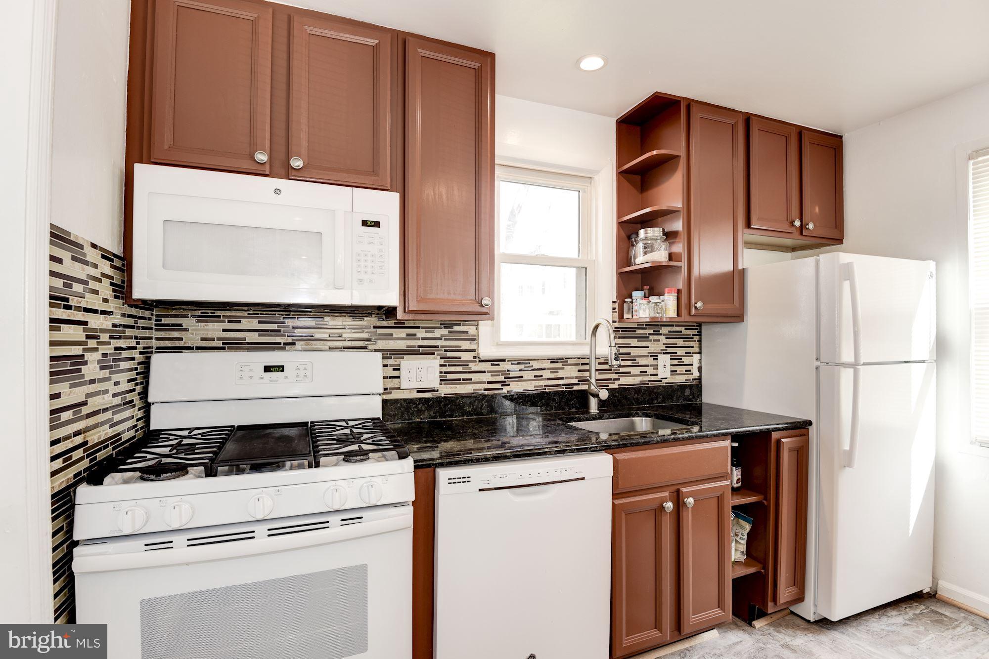 3035 Wayne Road Falls Church, VA 22042 - Photo 5 of 27 Kitchen