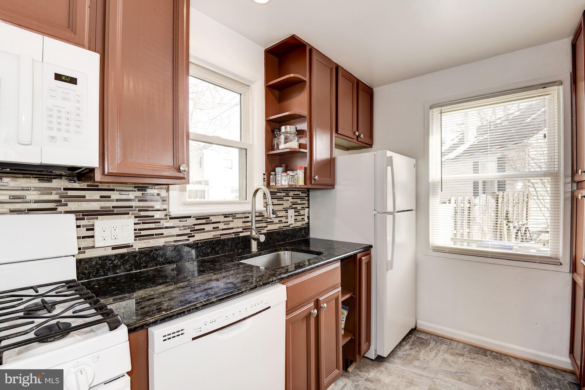 3035 Wayne Road Falls Church, VA 22042 - Photo 6 of 27 Kitchen