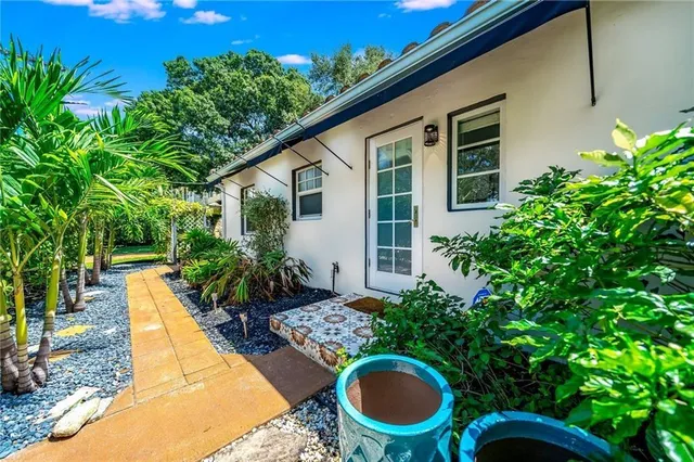 $640,000 | 945 Southwest 19th Street, Fort Lauderdale, FL 33315