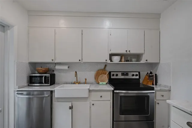 $640,000 | 945 Southwest 19th Street, Fort Lauderdale, FL 33315